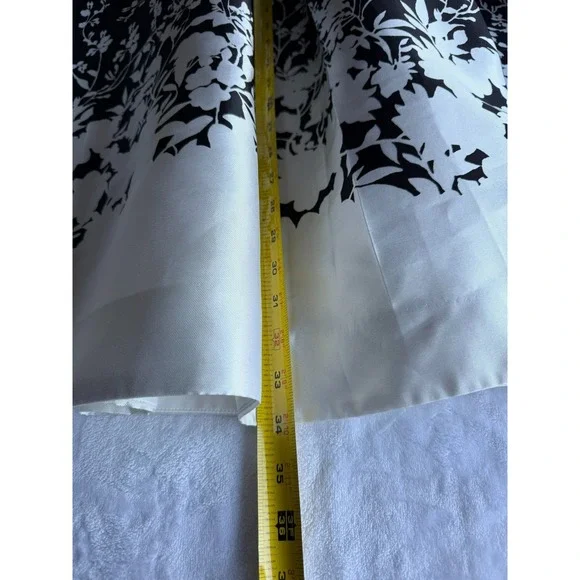 White House Black Market Midi Skirt Black White Size 14 Floral A-Line Romantic - Picture 10 of 12